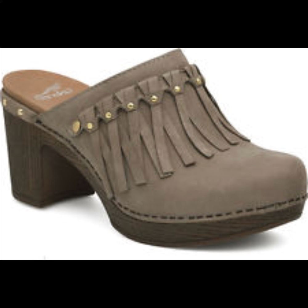 Dansko Deni open back clog with fringe sz: 36/6